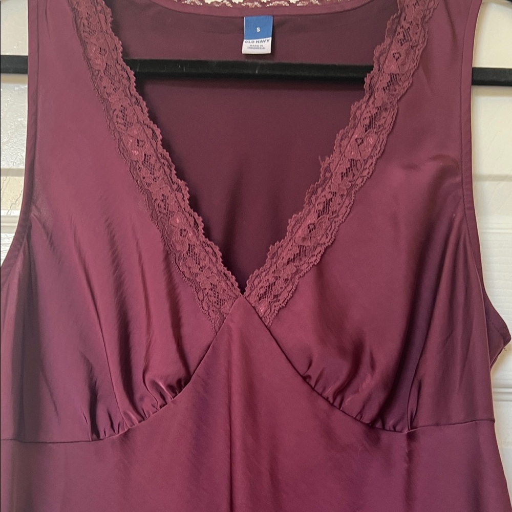 Old Navy Lace-Trim V-Neck Slip Dress in Plum NWOT
